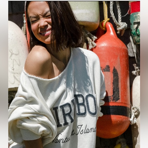 RARE RETIRED Brand New Dairy Boy Nantucket Sweatshirt with Bag - Picture 4 of 8